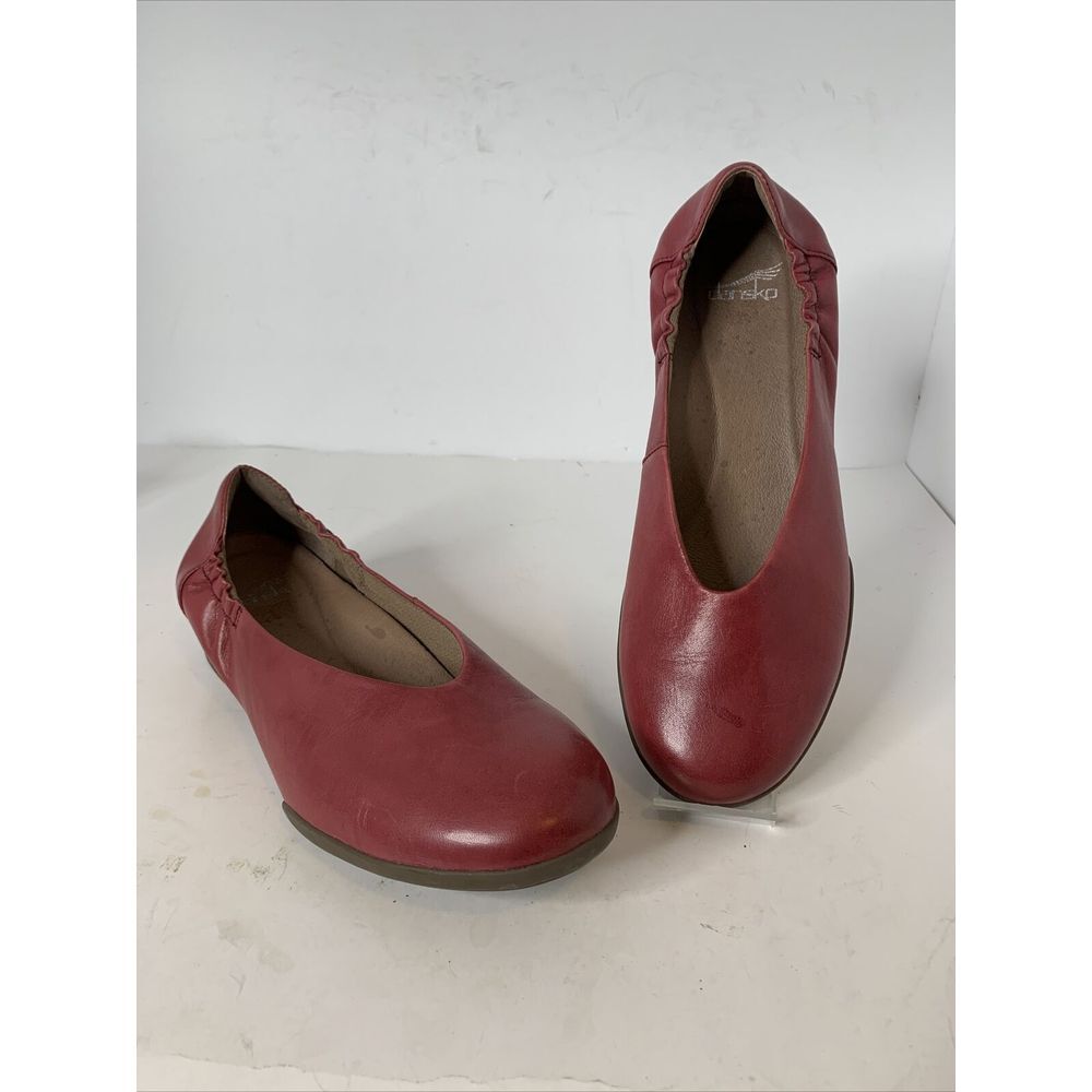 New/ Dansko Kira Women's Slip‎ On Comfort Shoes  Leather Cabernet Color Sz 9 1/2